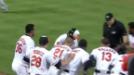 Nate McLouth abri� la d�cima entrada con un jonr�n y los Orioles de Baltimore lograron vencer el martes 3-2 a los Yankees de Nueva York para romper una racha de seis derrotas en fila.
