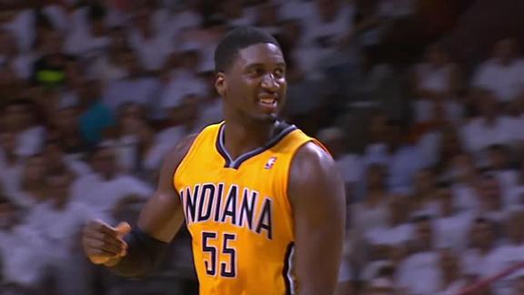 Pacers clutch late, even series against Heat