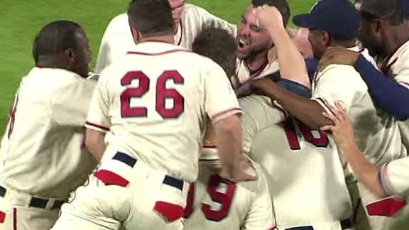 B.J. Upton returns, delivers walk-off single