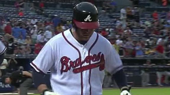 Medlen snaps 5-game skid as Braves cruise