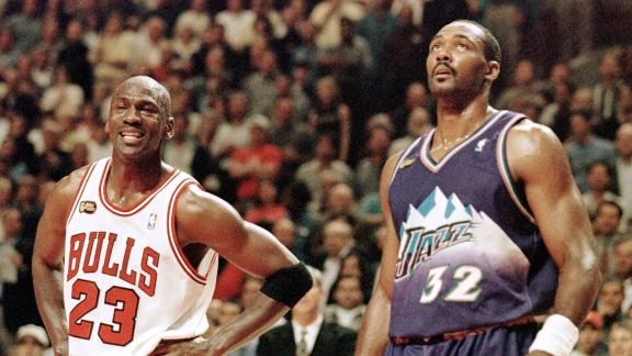 Malone leaves MJ off all-time list, reverses