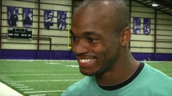Allen, Vikings 'on same page' on contract