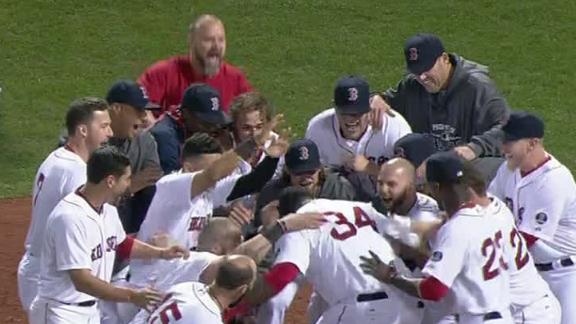 Red Sox walk off on Ortiz home run