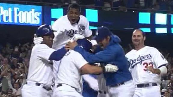 Puig homer ties game, Dodgers win in 10th