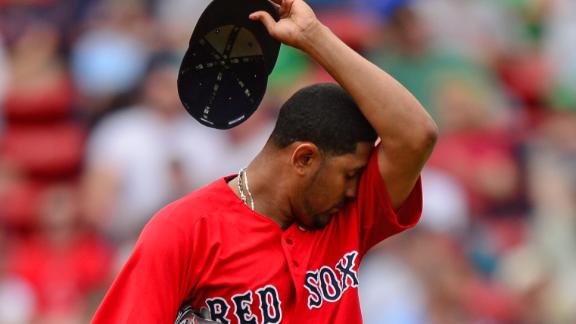 Trumbo, Angels knock off Red Sox in opener