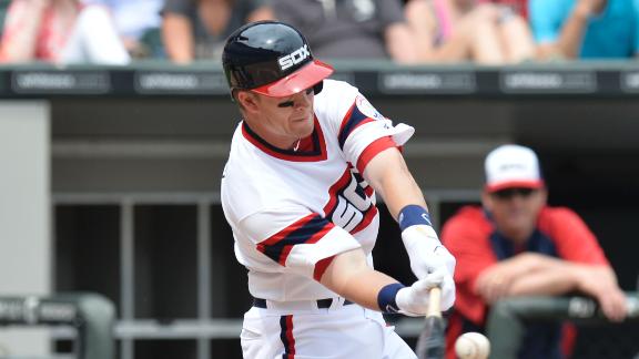 Rios HR helps White Sox salvage split with A's