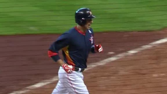 Astros edge White Sox for 4th straight win