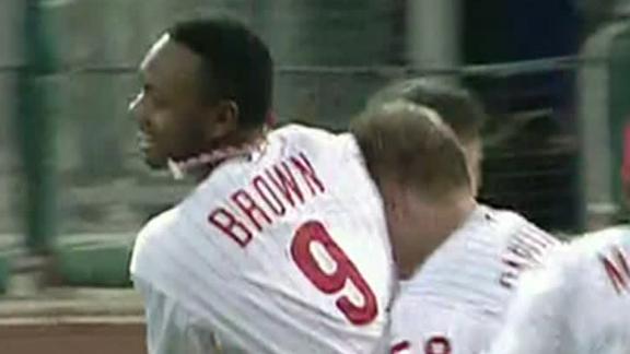 Phillies top Nationals on Brown's RBI single