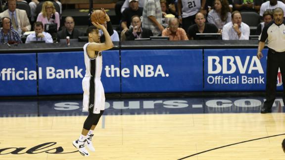 2013 NBA Finals -- Chris Bosh of Miami Heat -- Danny Green of S…