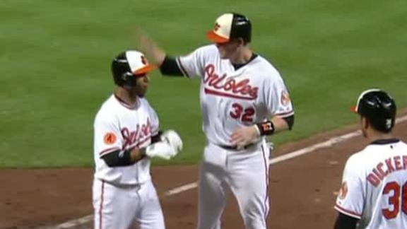 Davis hits 28th HR as O's snap 4-game skid
