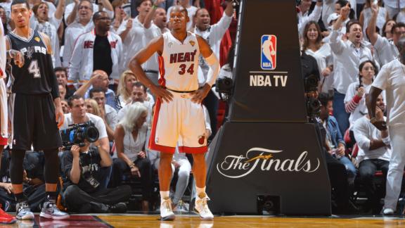 Heat focus on bringing back Allen in '13-14