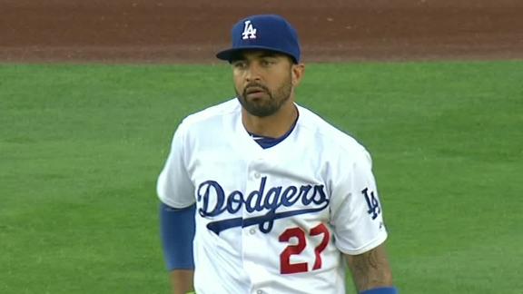 Kemp helps Dodgers win in return from DL