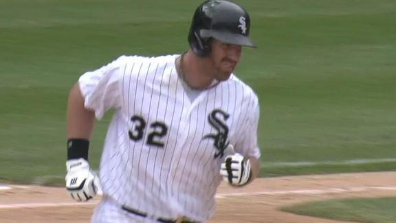 Dunn's HR in 9th propels White Sox past O's