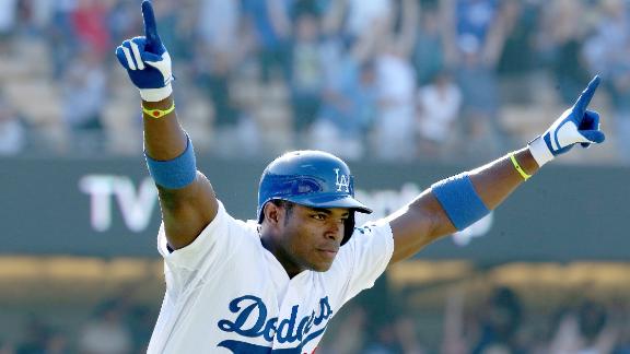 Puig smacks walk-off HR in 11th to lift Dodgers