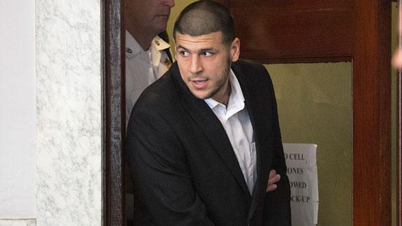Associate: Hernandez put guns in basement