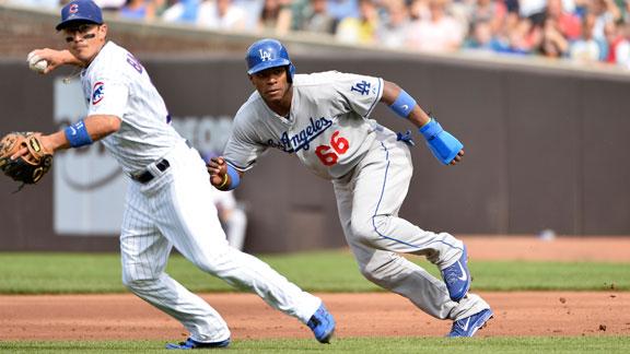 Dodgers down Cubs for 12th straight road win