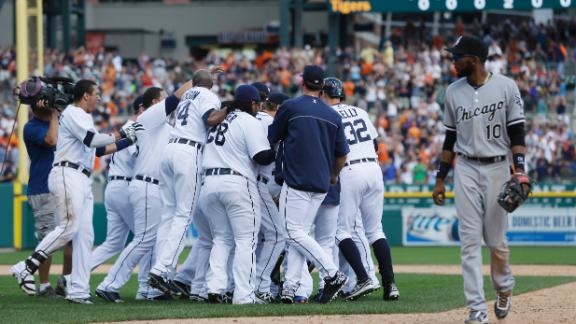 Hunter, Tigers extend White Sox's troubles
