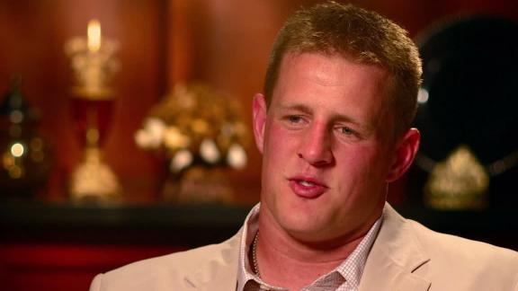 Say Watt? Texans DE wants to play offense