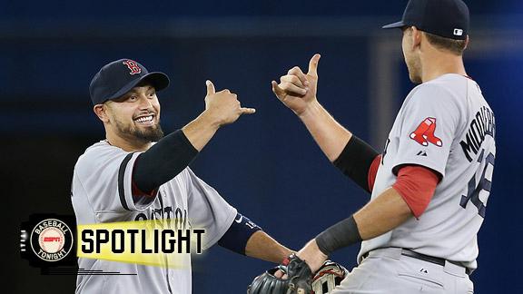 Red Sox rally in 11th inning to outlast Jays