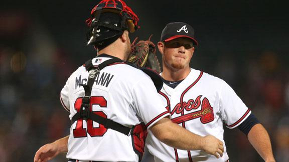 Braves remain hot at home, blank Indians