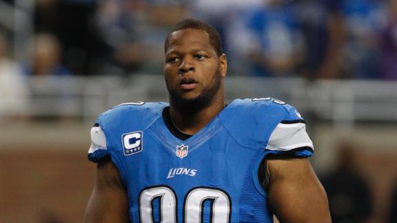 NFL fines Lions' Suh $100K for low block