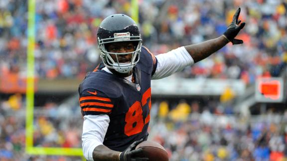 Bears edge Vikes on Cutler's TD to Bennett