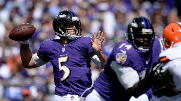 Ravens RB Rice limps off with injured hip