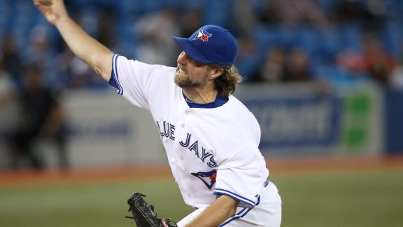 Yanks shut down by Dickey, lose 4th straight