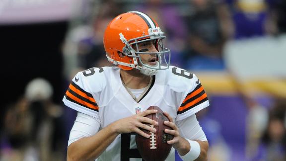Hoyer-led Browns keep Vikings winless