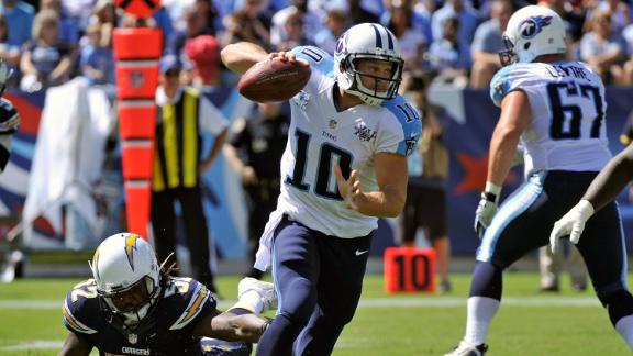Titans edge Chargers on Locker's TD strike