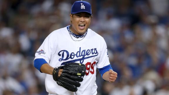 Ryu outduels Wainwright; Dodgers win Game 3