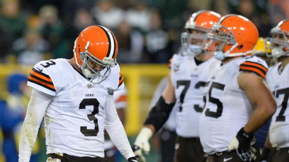 Browns bench Weeden, name Campbell QB