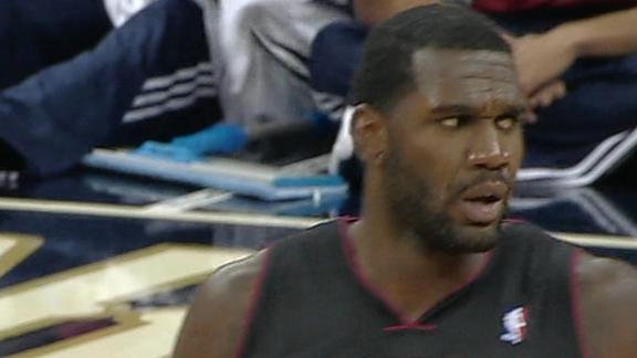 Heat's Oden dunks in first game since 2009