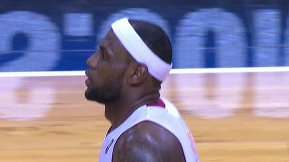 LeBron, Heat top Bulls, spoil Rose's return