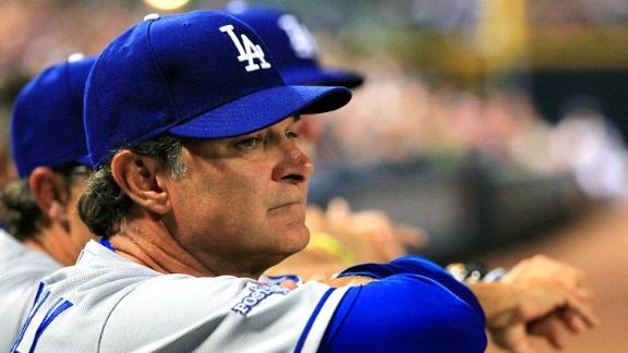 Dodgers formally tip hat to Mattingly, staff