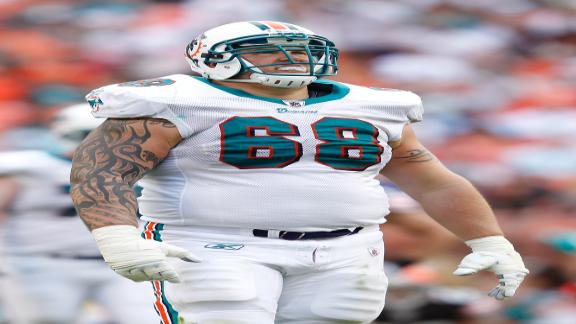 Sources: Incognito files grievance vs. Fins