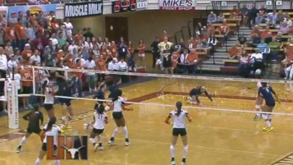 No. 1 Texas Blanks West Virginia, 3-0