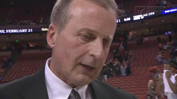 Rick Barnes Reacts to Mack Brown's Resignation