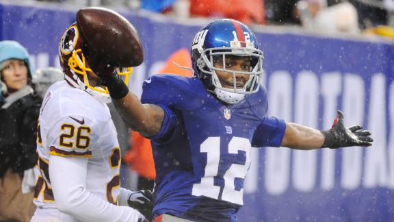 Eli injures ankle, leaves game vs. Redskins