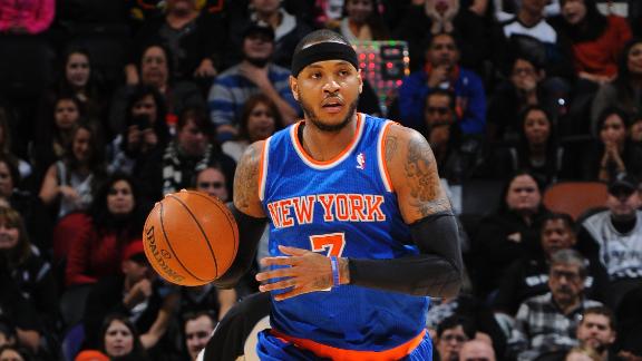 Knicks surprise Spurs in Carmelo's return