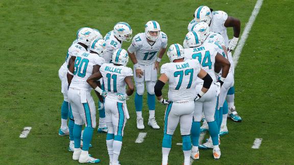 Ross defends Dolphins' front-office structure