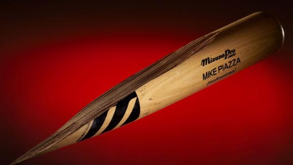 Bat Clemens threw at Piazza up for auction
