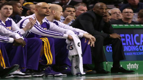 Johnson willing to pitch Lakers to free agents