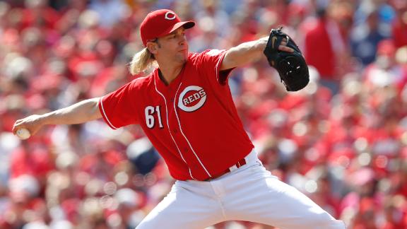 Arroyo joins D-backs on two-year contract