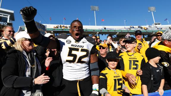 NFL draft prospect Sam says he's gay