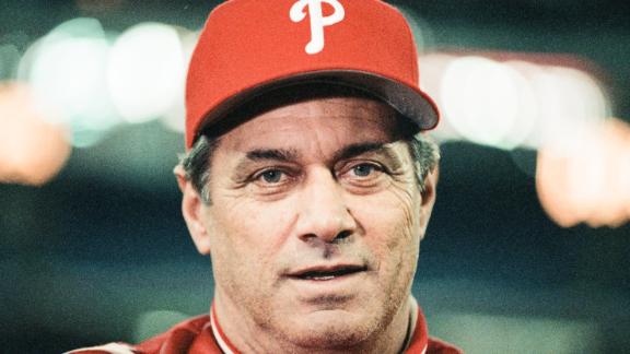 Ex-manager Fregosi, 71, dies after strokes