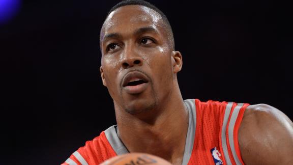 Rockets rout Lakers in Howard's L.A. return
