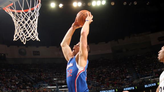 Crawford's hot hand again carries Clippers