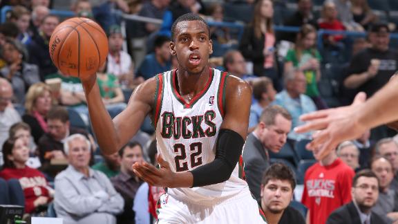 Magic rookie Oladipo returns in loss to Bucks