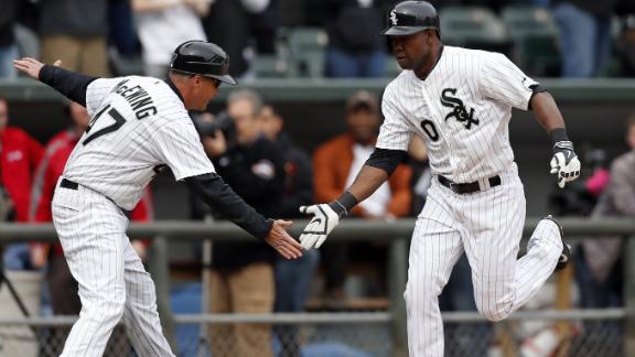 De Aza's 2 HRs power White Sox over Twins